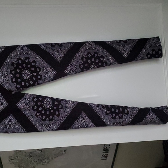 Viv Collection women's high waisted print leggings - Picture 7 of 13